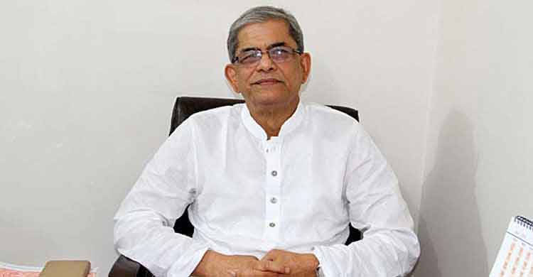 সস্ত্রীক করোনার টিকা নিয়েছেন মির্জা ফখরুল