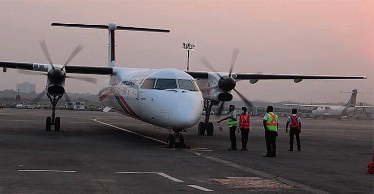 দেশে পৌঁছাল নতুন উড়োজাহাজ ‘শ্বেতবলাকা’