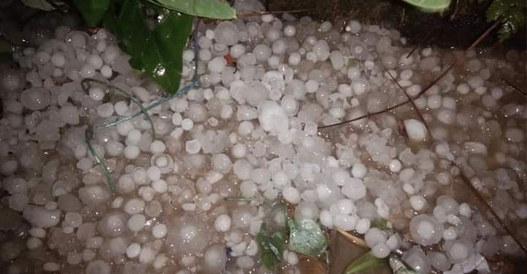 দেশের বিভিন্ন স্থানে ঝড়ো হাওয়াসহ শিলাবৃষ্টির পূর্বাভাস
