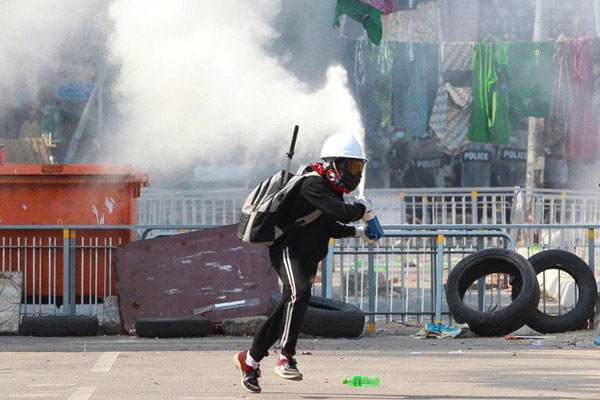 মিয়ানমারে এনএলডি নেতার  কারাগারে মৃত্যু