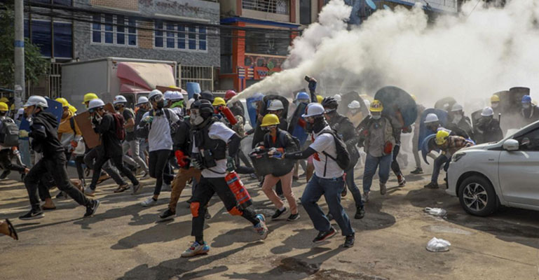 মিয়ানমারে নিরাপত্তা বাহিনীর গুলিতে আরও নিহত ৭