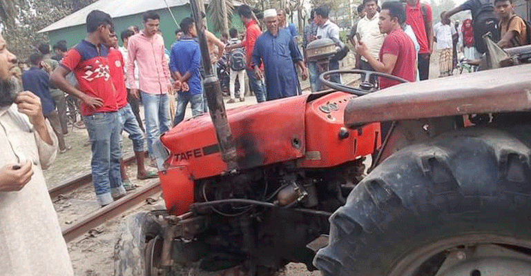 হাতীবান্ধায় ট্রেন-ট্রলির সংঘর্ষে  নিহত ১