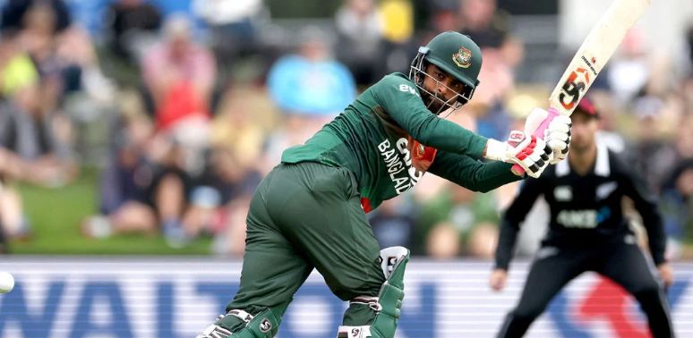 ফিফটির পর তামিম রান আউট