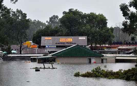 অষ্ট্রেলিয়ায় বন্যা পরিস্থিতির আরও অবনতি