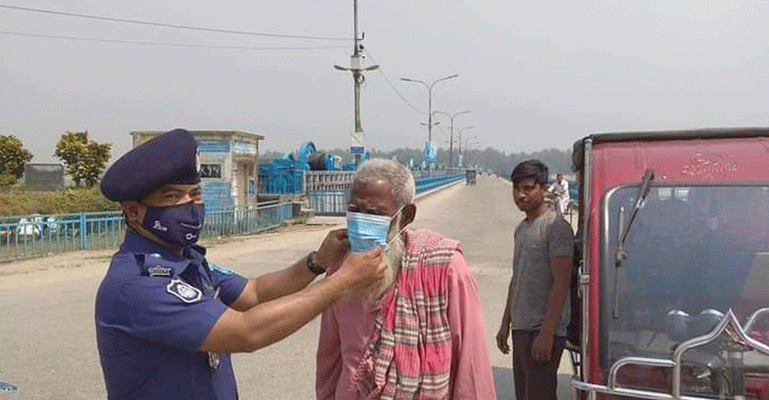 মাস্ক নিয়ে ফের মাঠে হাতীবান্ধা পুলিশ