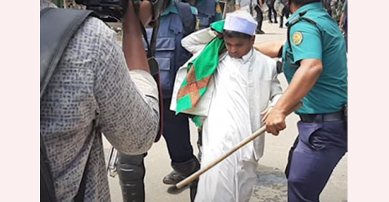 রাজধানীতে মোদিবিরোধী বিক্ষোভ, ‘শিশুবক্তা’ রফিকুল আটক