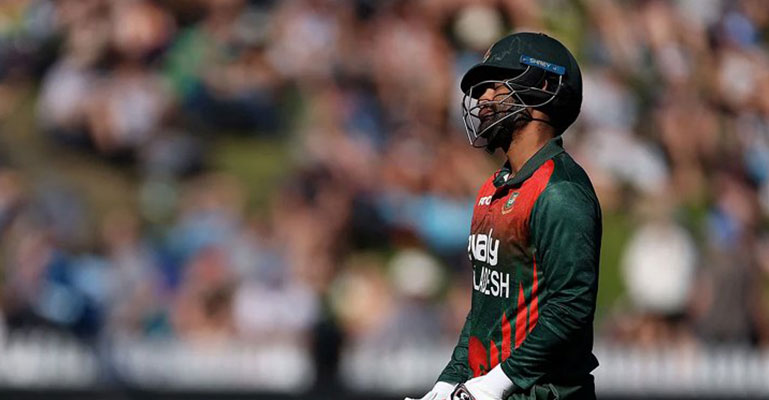 হোয়াইটওয়াশের কারণ জানালেন তামিম