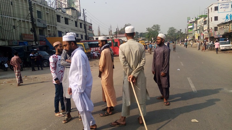 সুনামগঞ্জে হেফাজতের হরতাল পালিত হচ্ছে