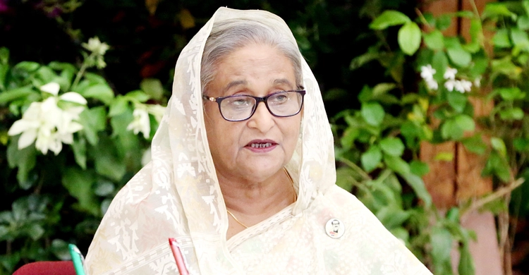 নতুন করে করোনা সংক্রমণ ঠেকাতে তাৎক্ষণিক ব্যবস্থা নিতে বললেন প্রধানমন্ত্রী