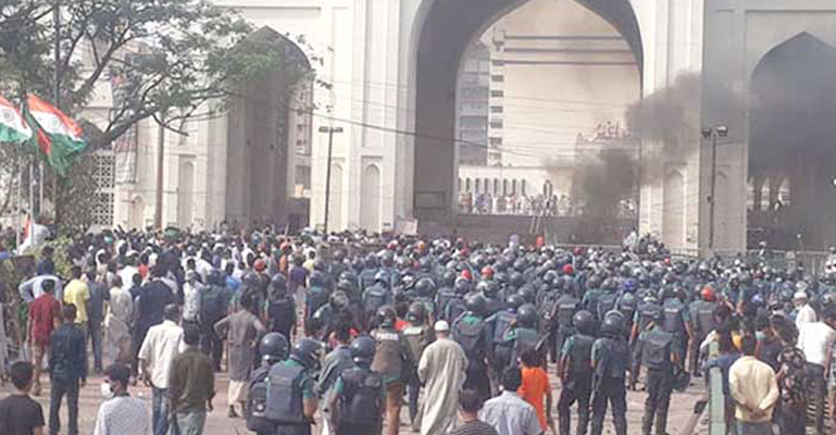 বায়তুল মোকাররম এলাকায় সংঘর্ষ : মামলার আসামি ৬০০