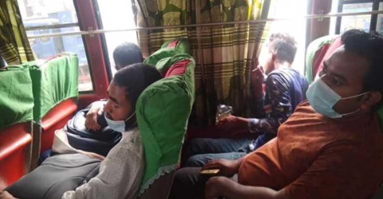 গণপরিবহনে স্বাস্থ্যবিধি মানাতে বিআরটিএ'র ৭ নির্দেশনা
