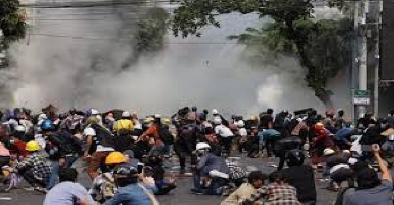 মিয়ানমারে গেরিলা আক্রমণের ডাক দিলো সাধারণ জনগণ