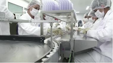 কার্যকরীতা বাড়াতে ভ্যাকসিন মিশ্রণ করতে চাইছে চীন