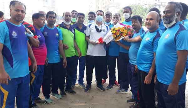 ‘সুপ্রভাত বাংলাদেশ’ বাসাবোকে ড্রিমস স্পোর্টস ক্লাব দক্ষিণ বনশ্রীর ফুলেল শুভেচ্ছা