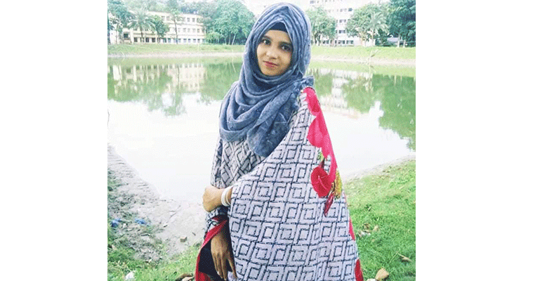 মরিয়ম মেরিনার 'নাকফুল'