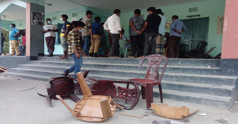ঠাকুরগাঁওয়ে ইউপি কার্যালয়ে হামলা-ভাংচুর গ্রেফতার ১