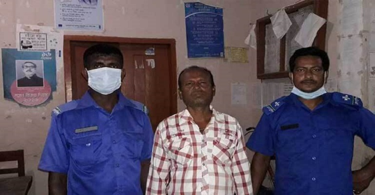 সাতক্ষীরায় ছয় বছরের শিশুকে ধর্ষণের অভিযোগে গ্রাম্য ডাক্তার আটক