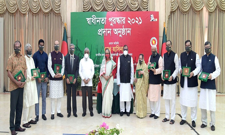 স্বাধীনতা পুরস্কার ২০২১ পেলেন ৯ বিশিষ্টজন ও এক প্রতিষ্ঠান