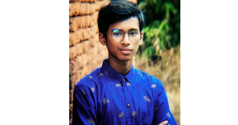 ক্যাম্পাসে জনসমাগম হবে, বাজারে হয় না?