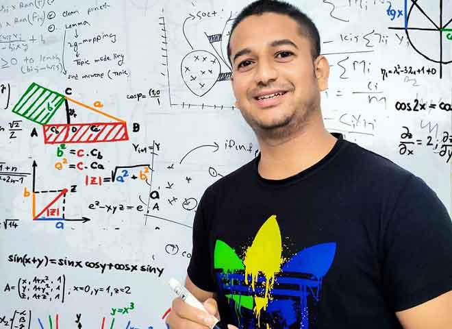 "সায়েন্টিস্ট অফ দ্যা ইয়ার" এওয়ার্ড পেলেন নোবিপ্রবির কাওছার