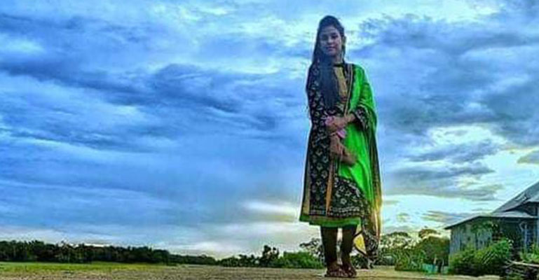 আজিমপুরে ভবন থেকে ঢাবি ছাত্রীর লাশ উদ্ধার