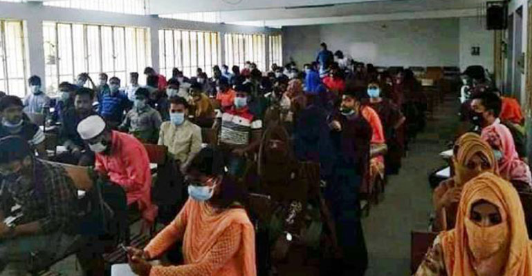 ‘বিশ্ববিদ্যালয়ের শ্রেণীকক্ষে ক্লাস শুরুর খবরটি সঠিক নয়’