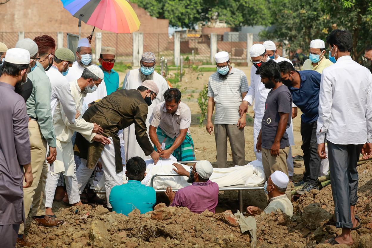 করোনায় রেকর্ড সংখ্যক প্রাণহানি