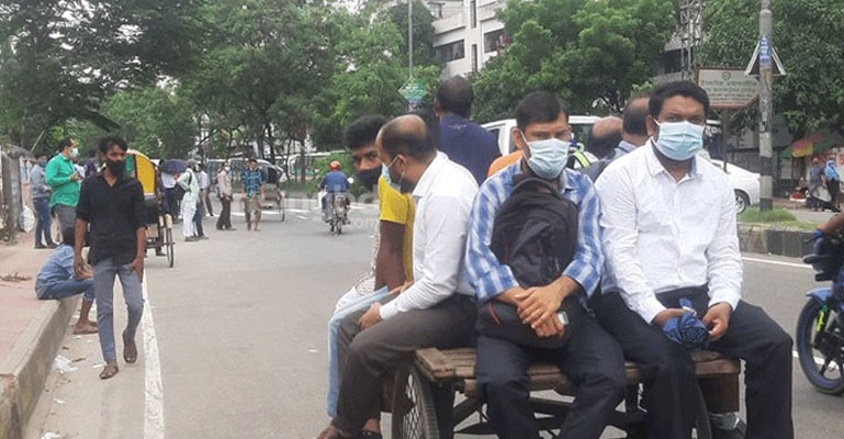 গণপরিবহন বন্ধ: ৭০ টাকার ভাড়া ৪২৫ টাকা