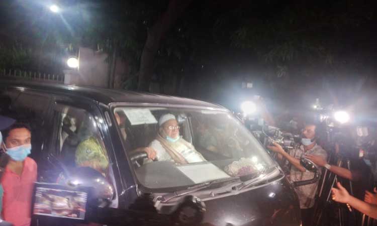 স্বরাষ্ট্রমন্ত্রীর সঙ্গে হেফাজত নেতাদের বৈঠক