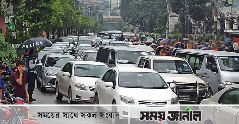 সপ্তম দিনেও সড়কে সরব মানুষ