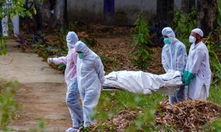 দেশে প্রথমবার একদিনে মৃত্যু ছাড়াল ২শ