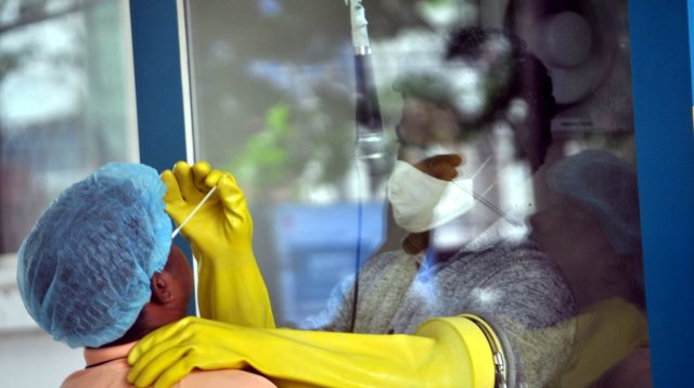 করোনায় আজ রেকর্ড ১৩৭৬৮ জন শনাক্ত