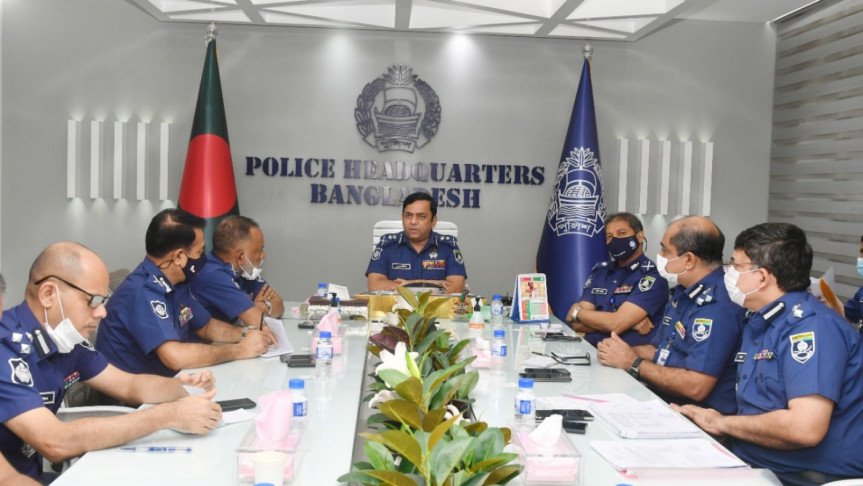 ঈদ উদযাপন নি‌র্বিঘ্ন কর‌তে পুলিশ কর্মকর্তাদের প্রতি আইজিপির নি‌র্দেশ
