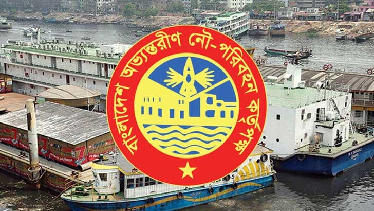 লকডাউনে যাত্রীবাহী নৌযান চলাচল বন্ধ