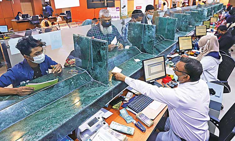 বিধিনিষেধে ব্যাংক চলবে দেড়টা পর্যন্ত