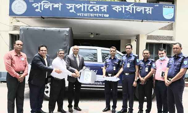 সোনারগাঁ থানাকে ডাবল ক্যাবিন পিকআপ দিয়েছে মেঘনা কোম্পানি