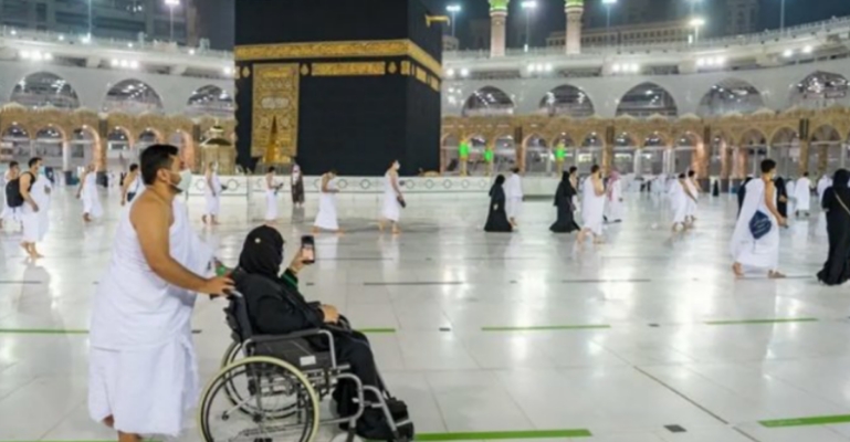 ওমরাহ করতে বাংলাদেশিরাও সৌদি যেতে পারবেন