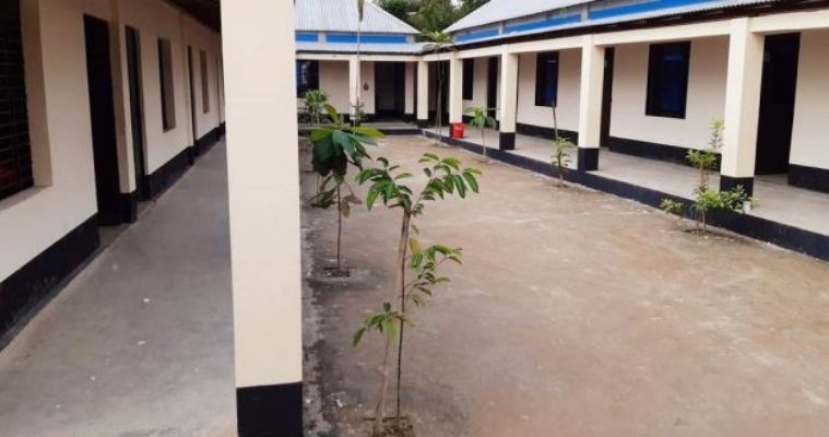 ধামরাইয়ের শতাধিক কিন্ডারগার্টেন বন্ধ থাকায় শিক্ষকদের পরিবারে চলছে নীরব দুর্ভিক্ষ