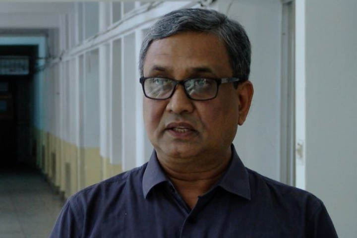 ‘করোনা প্রতিরোধে তিন বিষয়ে বিধিনিষেধ থাকা উচিত’