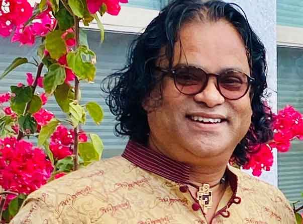 আমেরিকার বিশ্ববিদ্যালয়ের সর্বোচ্চ একাডেমিক স্বীকৃতি পেলেন বাংলাদেশি ডা. সেজান মাহমুদ