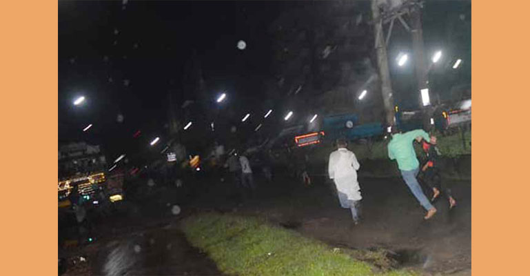 বরিশাল সদর ইউএনওর বাসভবনে হামলা