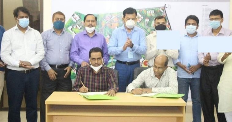 কুবি ও জনতা ব্যাংকের মধ্যে গৃহ নির্মাণ ঋণ চুক্তি স্বাক্ষর