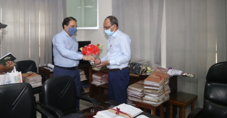 রাবি উপাচার্যের সঙ্গে ভারতীয় সহকারী হাই কমিশনারের সৌজন্য সাক্ষাৎ