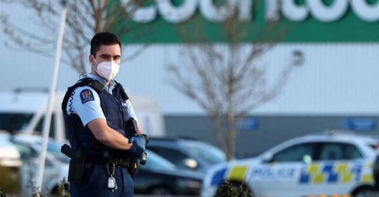 নিউজিল্যান্ডের সুপার মার্কেটে 'সন্ত্রাসী' হামলা