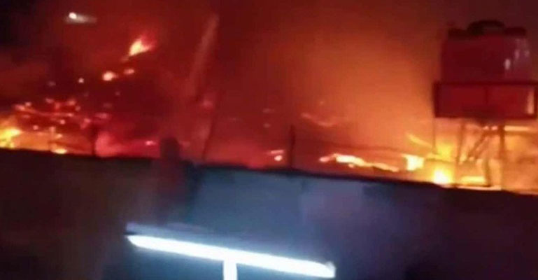 ইন্দোনেশিয়ায় কারাগারে আগুন, নিহত ৪০