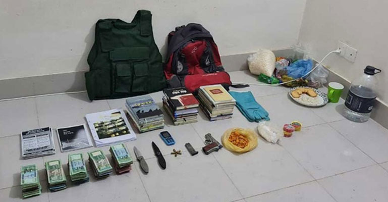 বসিলায় ‘জঙ্গি আস্তানা’ থেকে অস্ত্র-বিস্ফোরক উদ্ধার