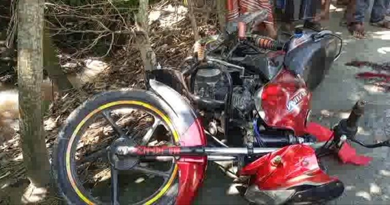 ফরিদপুরে ট্রলির চাপায় মোটরসাইকেল আরোহী নিহত
