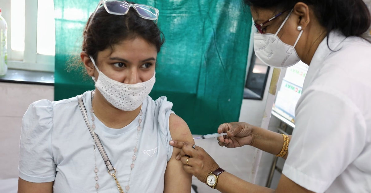 বিশ্বে কমেছে সংক্রমণ-প্রাণহানি, যুক্তরাষ্ট্র বাড়ছে