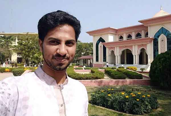 কোমলমতি শিক্ষার্থীদের হাতে স্মার্টফোন আর নয়