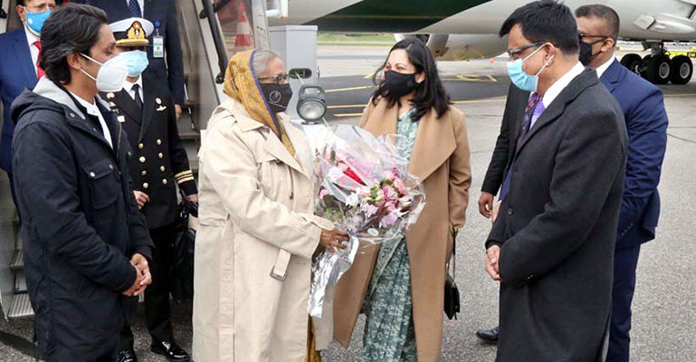 ফিনল্যান্ড পৌঁছেছেন প্রধানমন্ত্রী শেখ হাসিনা